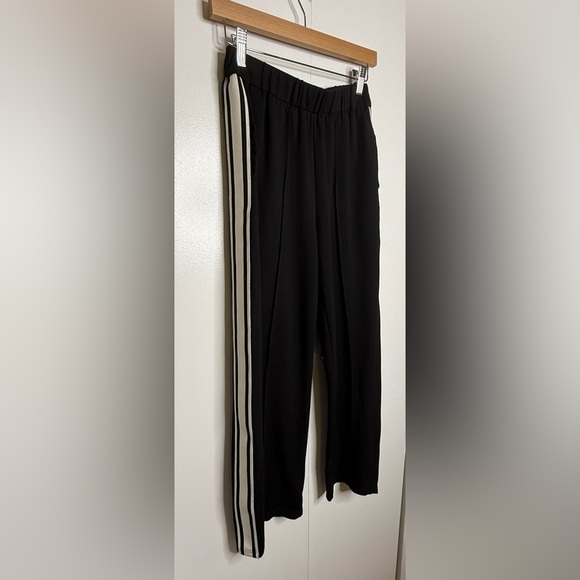 Celine - Black Pull on pants with Pleat and Stripes - Small 100% cotton - Picture 2 of 12